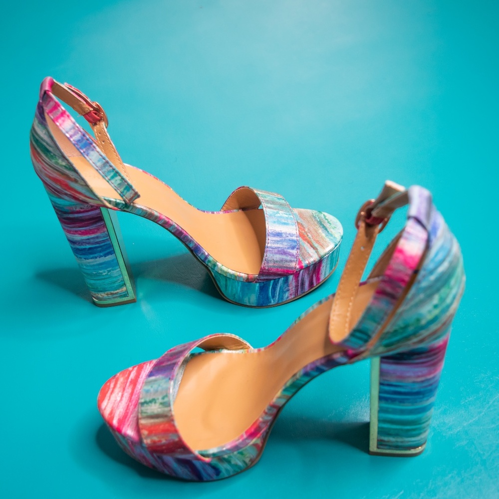Multi-Color Striped Platform